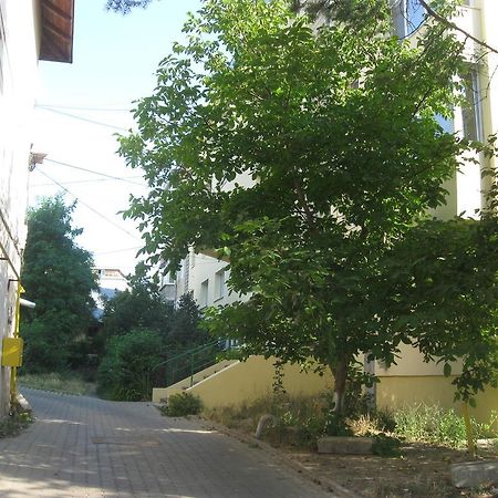 Lary Apartament Szucsáva Kültér fotó